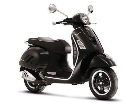 Vespa GTS 300 (super met en zonder ABS) black 94