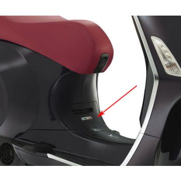 klep bodyscherm/motorafdekplaat Vespa primavera zwart vulcano 98/a piaggio origineel 67361900XN2