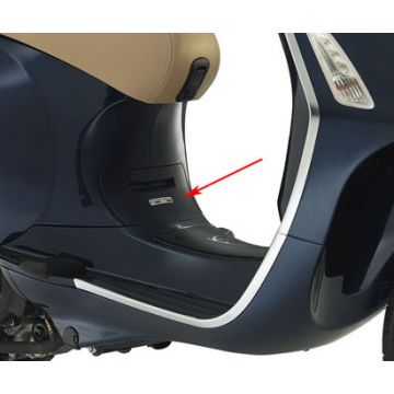 Bodyscherm klep  /motorafdekplaat Vespa Primavera blauw midnight 222 Piaggio origineel 67361900DE