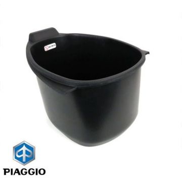 Helmbak/bagageruimte  Vespa LX/LXV/S/ET2/ET4 50-125-150/Runner-Liberty-Zip RST 50 2-takt <-2005 675266 origineel