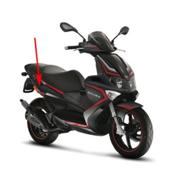 Motorscherm rechts Runner 2005->50 SP/Pure Jet/125cc ST/VX/200cc ST/VXR hoogglans zwart lucido 94   9494120090 origineel