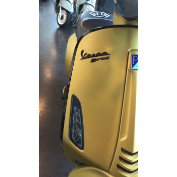 Beenschild sierlijst set glanszwart 3-delig Vespa Sprint/Primavera 50-125-150