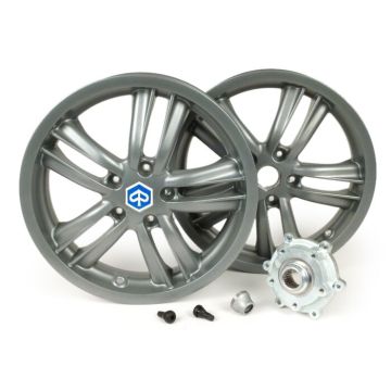 Velgenset inclusief ombouwset Piaggio 3.00-13 inch (10 spaken) type Piaggio MP3 Yourban geschikt voor Vespa GT,GTL,GTS 125-300,GTV zilver