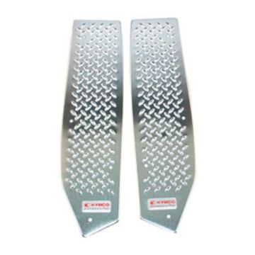 Treeplaatset achter Kymco Xciting aluminium (2 delig)
